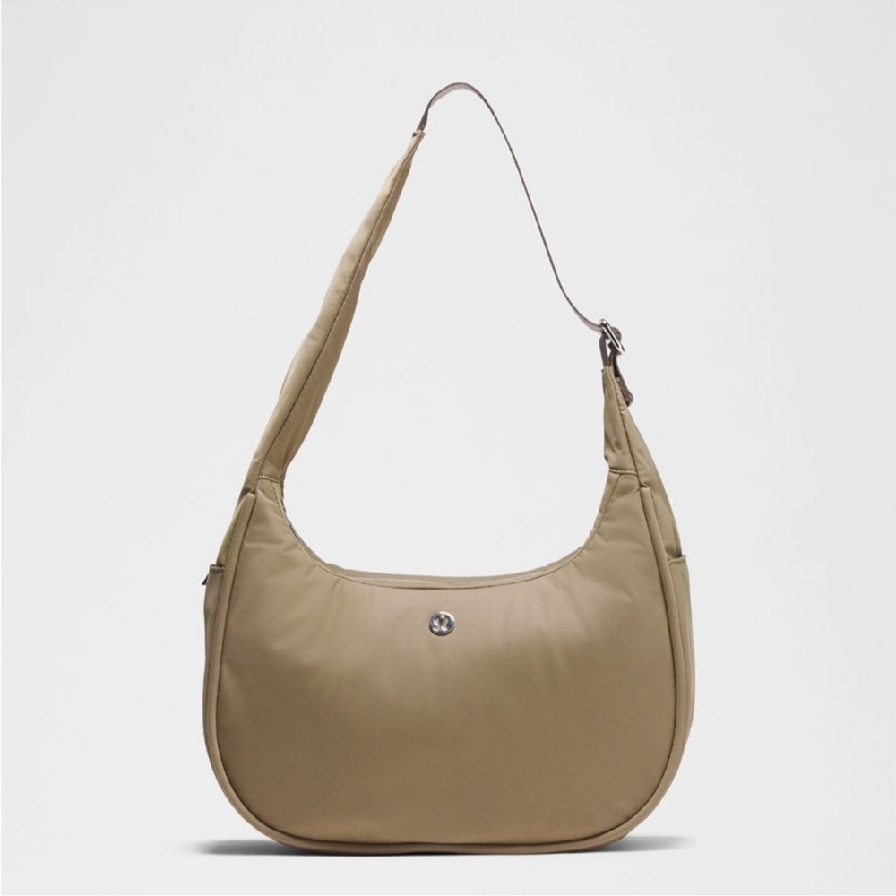 NWT Lululemon City Essential Shoulder Bag 4L Fawn Brown